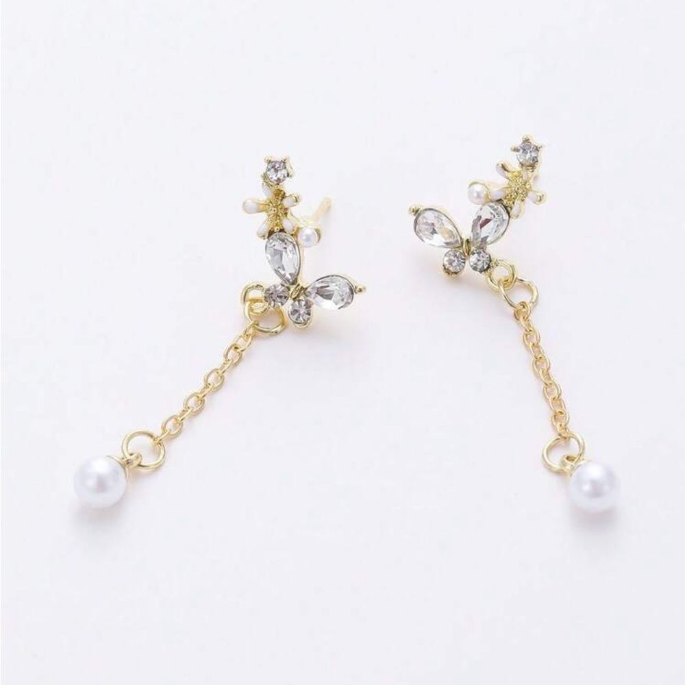 Diamond Butterfly Earrings M1543